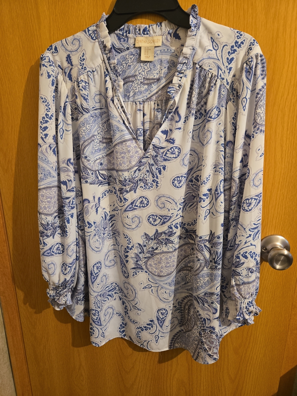 Cynthia Rowley Blue and White Paisley V-Neck Peasant Blouse